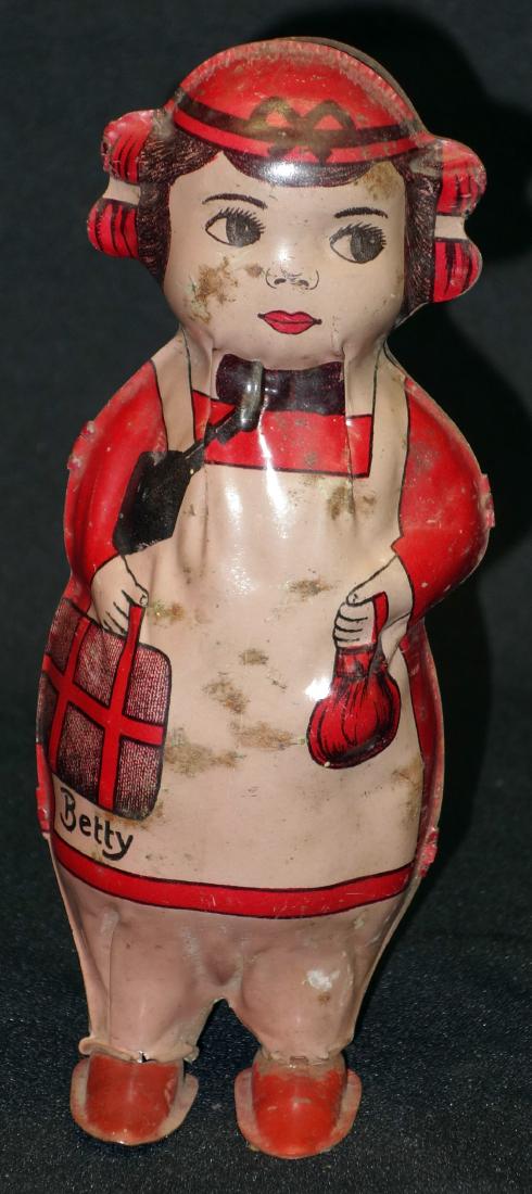 TIN TOYS (2) (1 of 2)