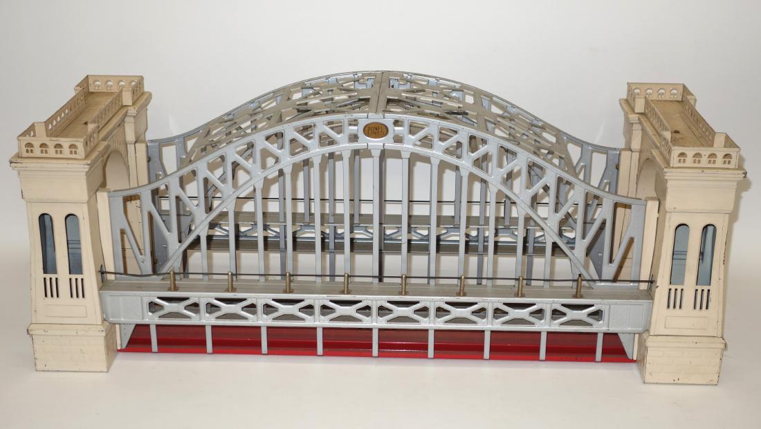 LIONEL HELL GATE BRIDGE (1 of 1)