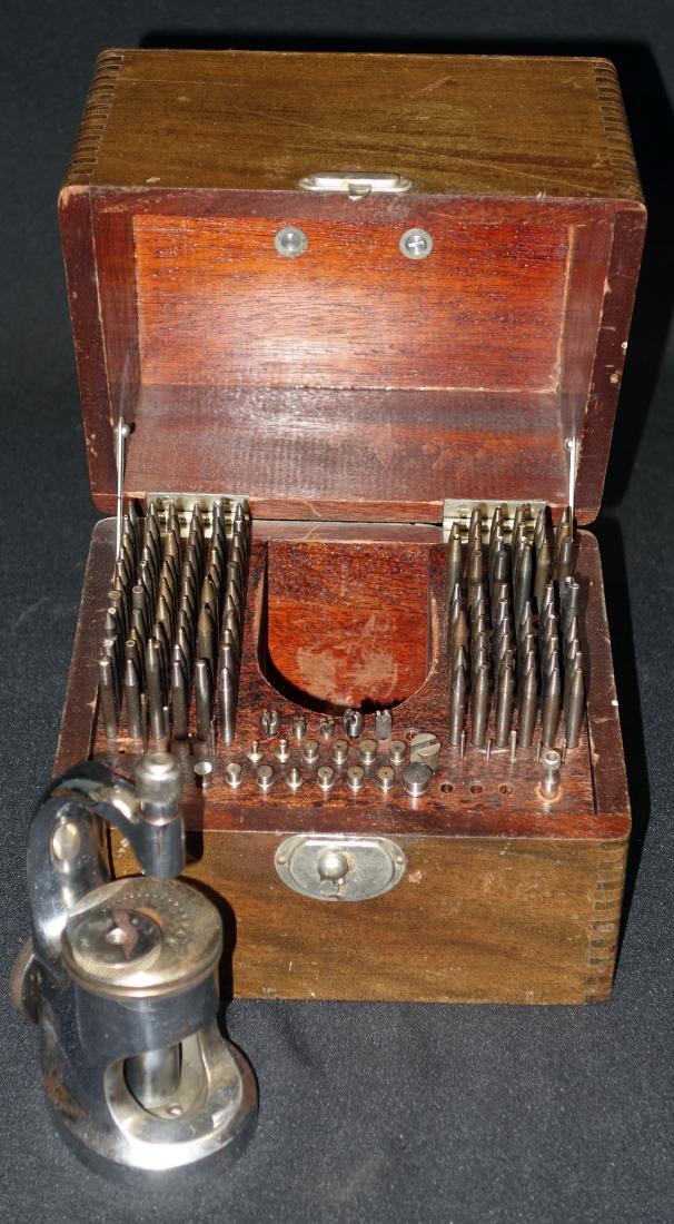K & D TOOL KIT: "Inverto Staking Tool", wood box; H-8", G-VG