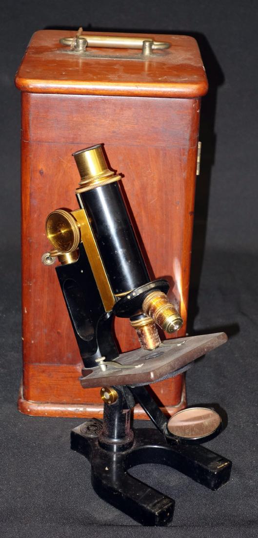 BAUSCH & LOMB MICROSCOPE: Black enameled; 4mm - 10mm; no extra lenses; case H-14", G