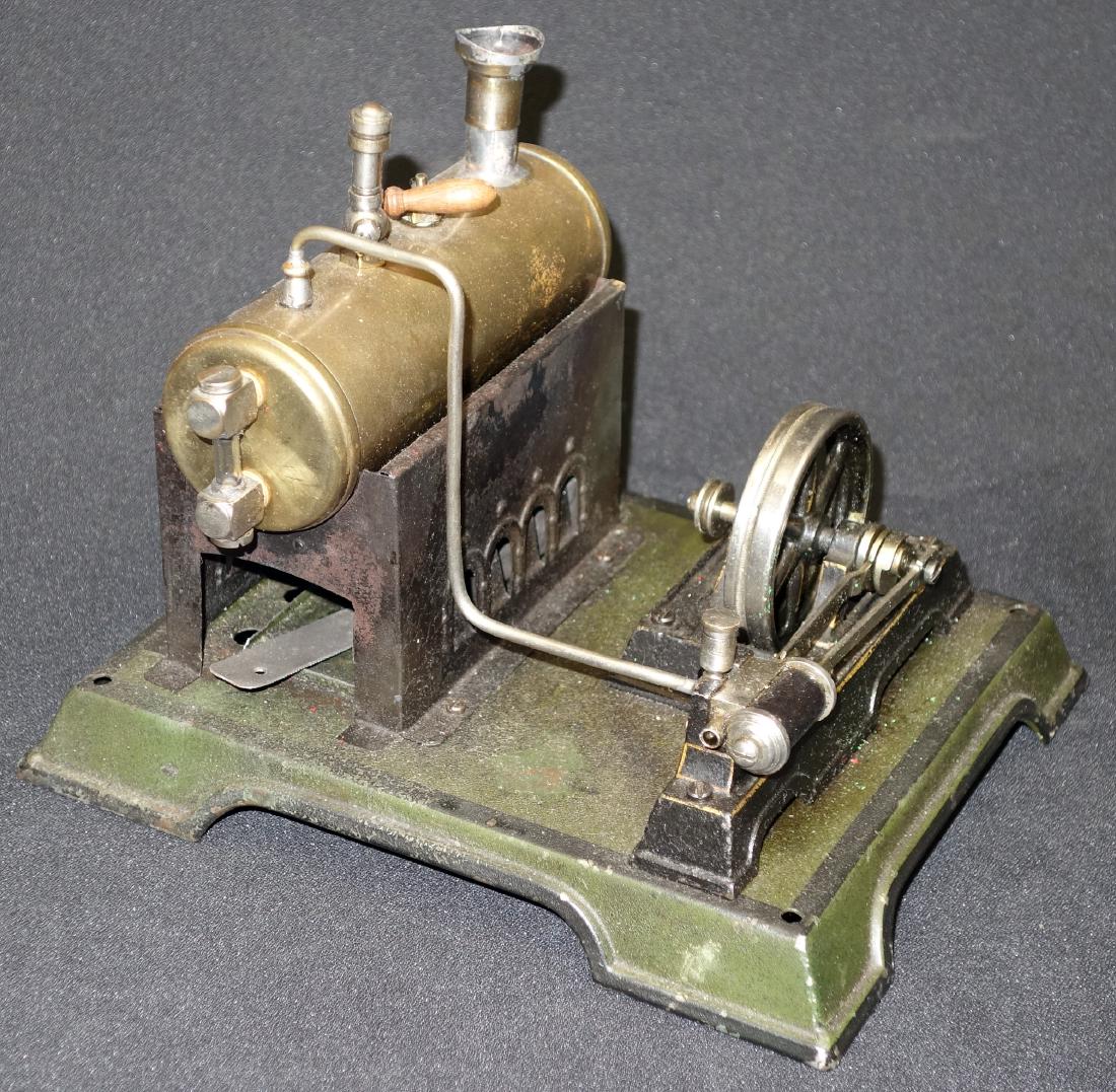 MARKLIN HORIZONTAL STEAM ENGINE: Brass boiler; painted metal; L-9", G