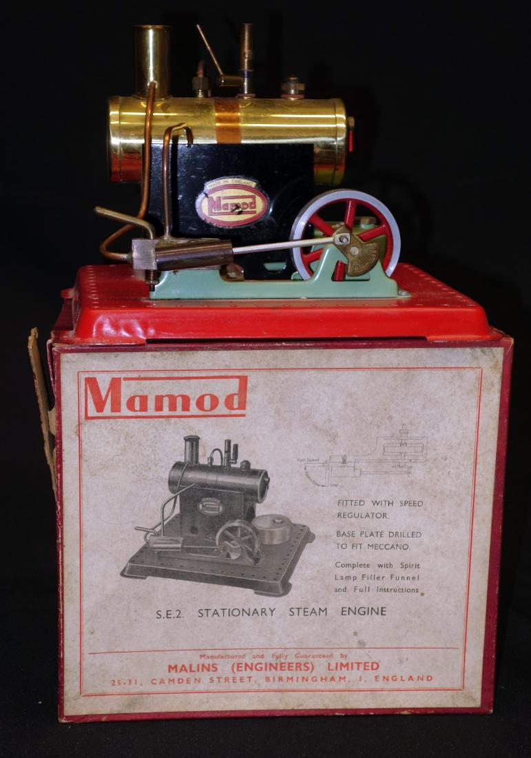 MAMOD STEAM ENGINE: S. E. 2 stationary steam engine, original box; L-8", VG-0