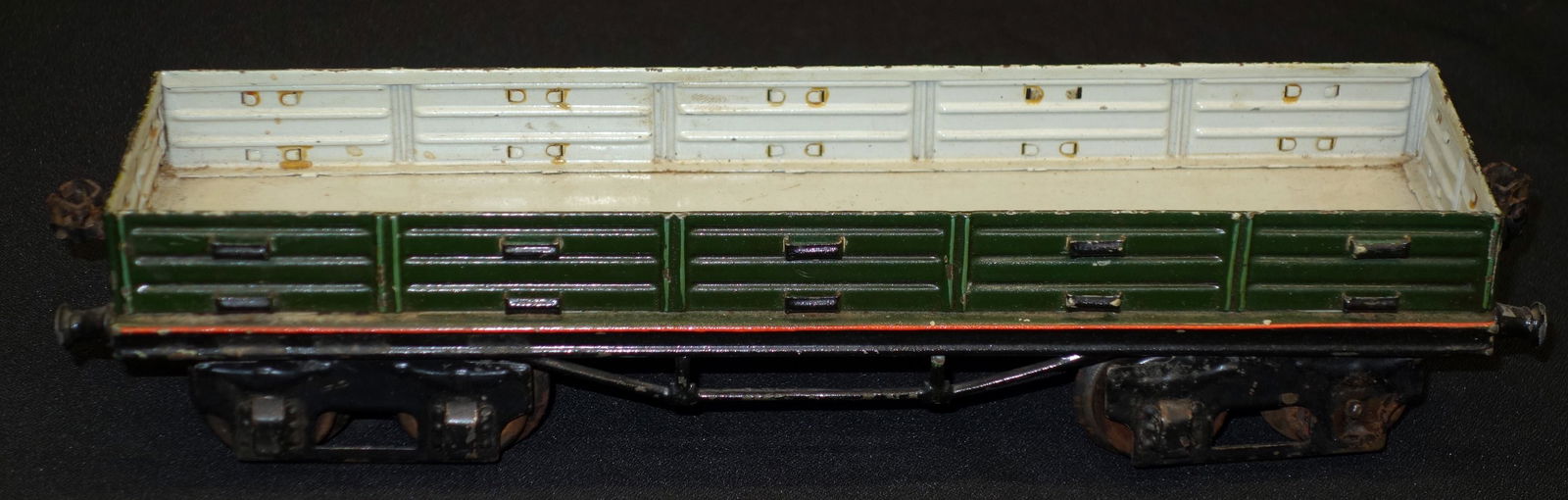 MARKLIN GONDOLA CAR: One gauge; painted tin; normal wear; L-12", G-VG