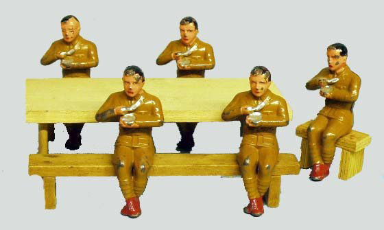 5 BARCLAY SOLDIERS, DIMESTORE MESS TABLE ETC: 5 BARCLAY SOLDIERS & DIMESTORE MESS TABLE, BENCHES - (5)112; some minor chipping to paint; G-VG.