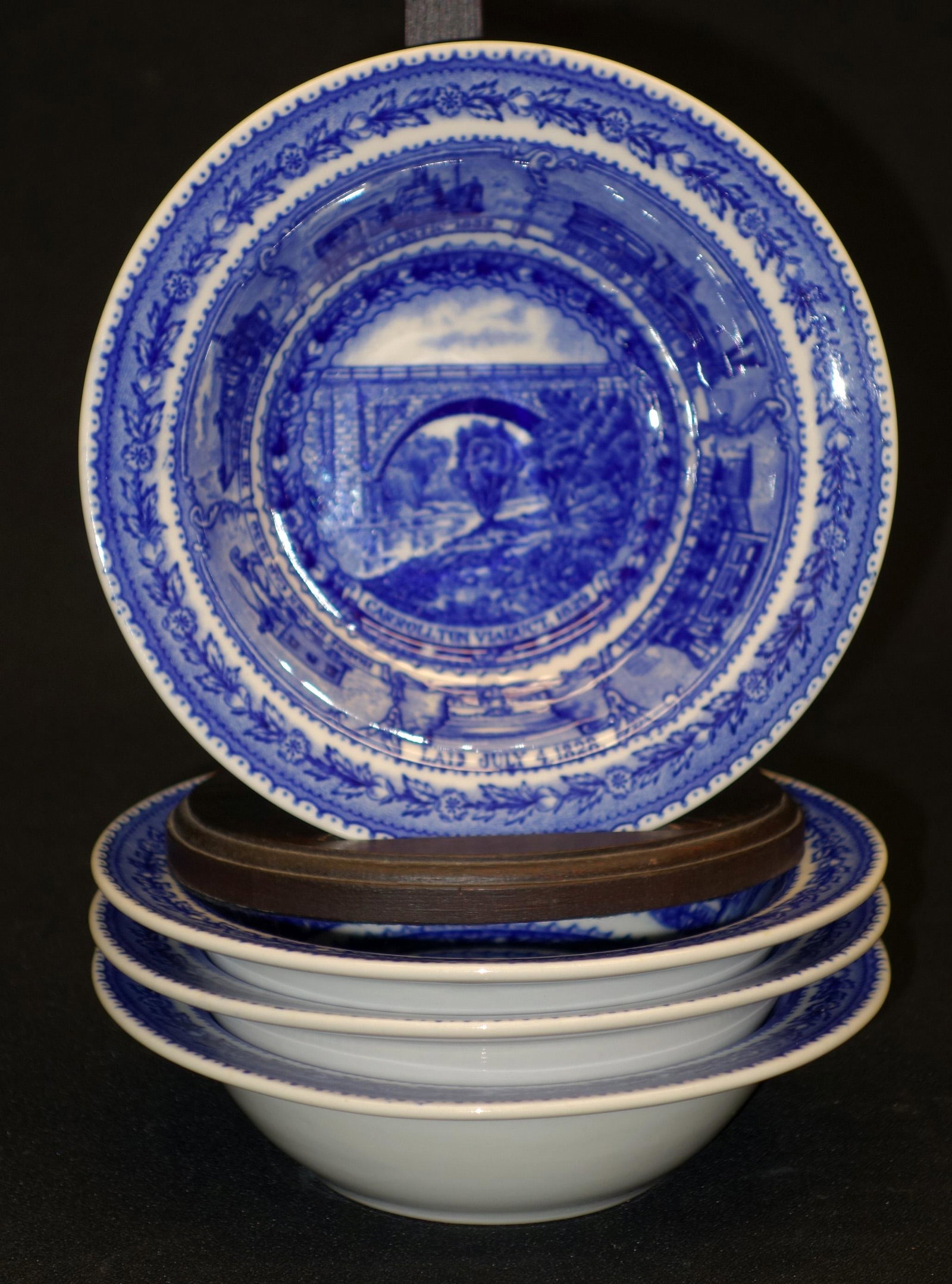 B&O GRAPEFRUIT BOWLS (4): Carrollton Viaducts, Lamberton China, Design Patented; Dia.-6 1/2", VG-EX