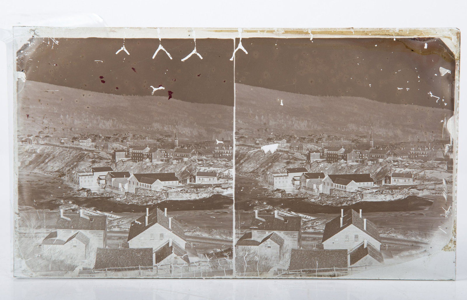 PHOTOGRAPHIC GLASS PLATE: Stereo; town scene; L-7 1/2", G-G+