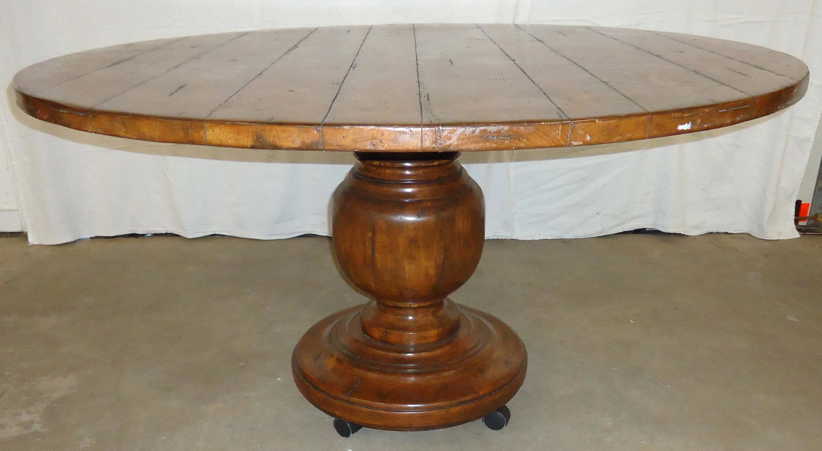 ALDERWOOD CENTER TABLE: Reproduction cherry and mixed wood; center pedestal; H-31", Dia.-60", VG-EX