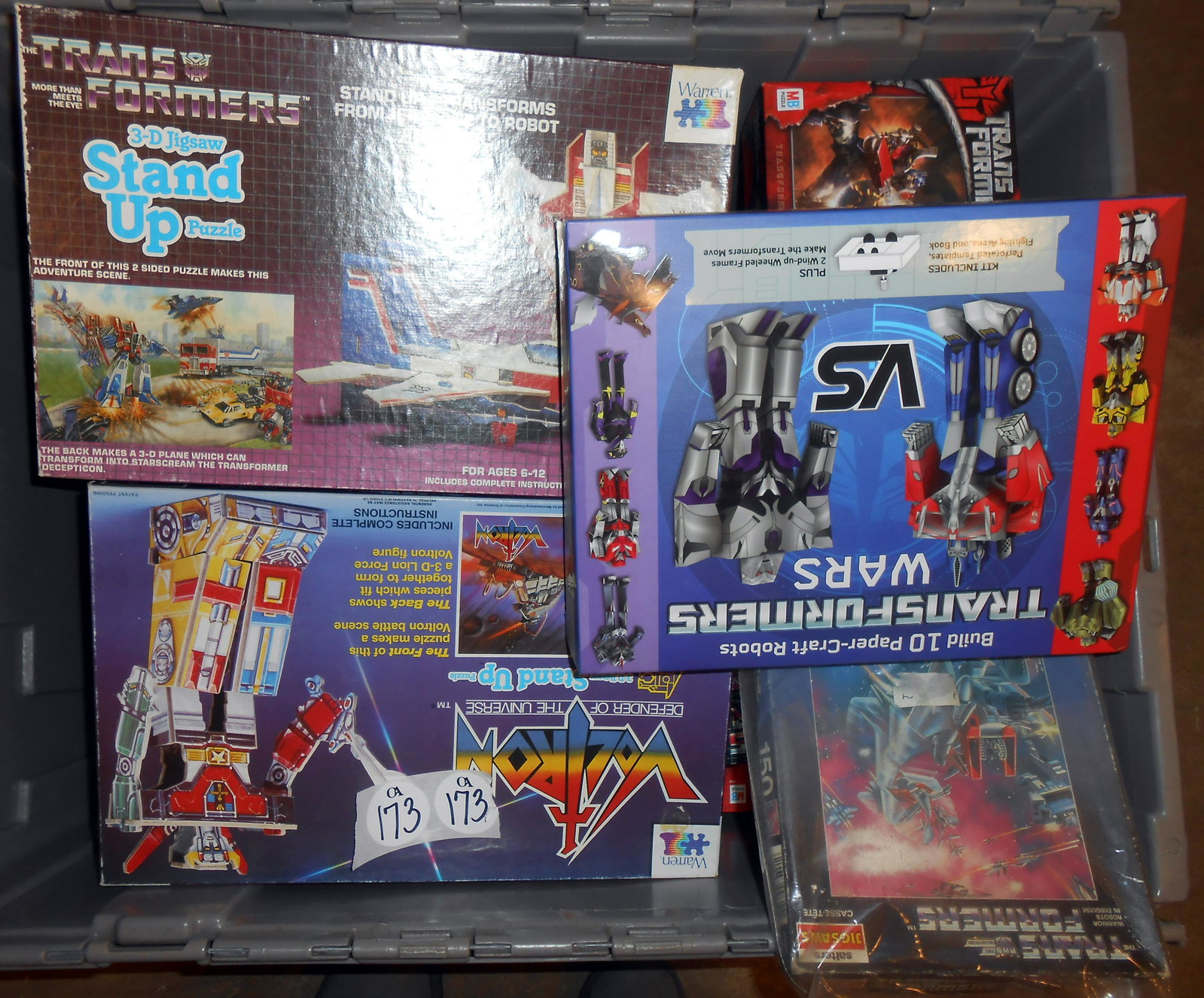 (8+) TRANSFORMERS GAMES AND PUZZLES: Also includes Voltron Stand Up puzzle, etc.; mostly in packaging