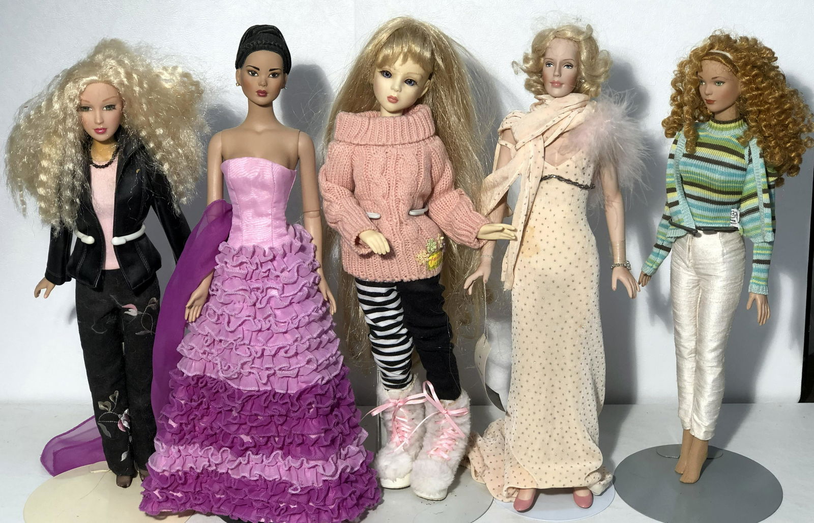 CONTEMPORARY ARTIST DOLLS (5): (2) Robert Tonner Doll Co. Inc. 1999; 1-marked "Faith and Friends"; (1) June Van Dyke bisque doll, "Jane in 'This Way Please'", Edith Head Collection, 1998, 233; (1) "Magazine Launch" Madame Alexander