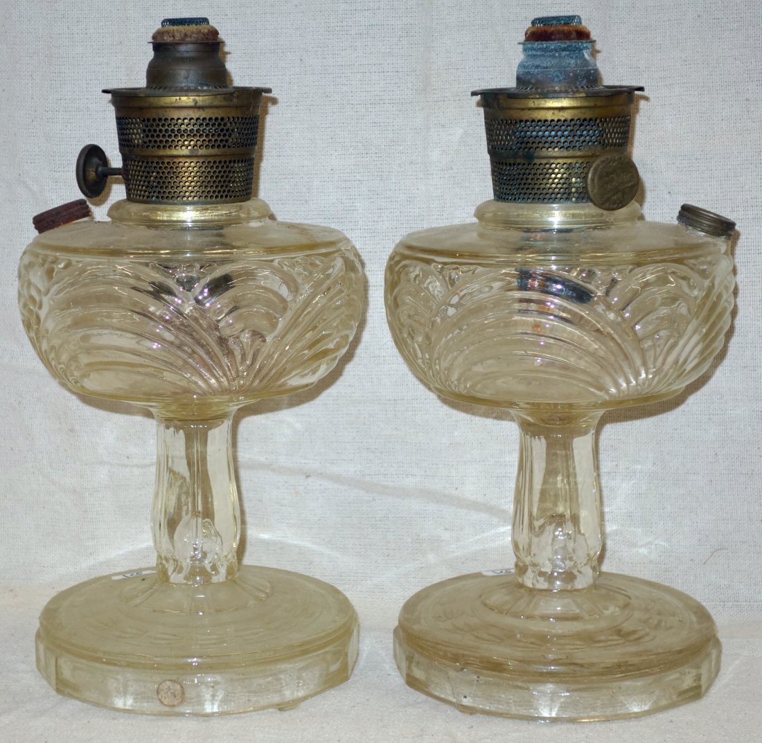 PAIR ANTIQUE GLASS OIL LAMPS: H-13", VG-EX