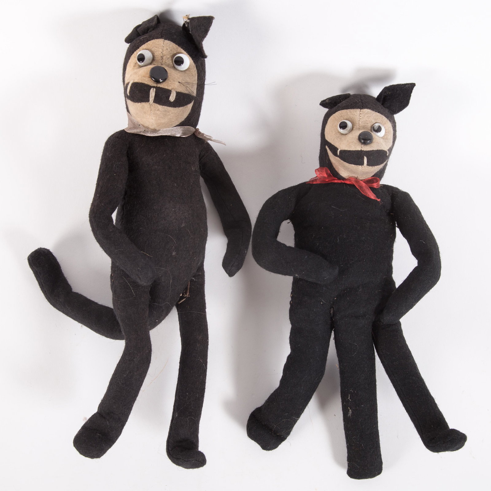 KRAZY KAT DOLLS (2): Felt, poseable; H-13", F-G