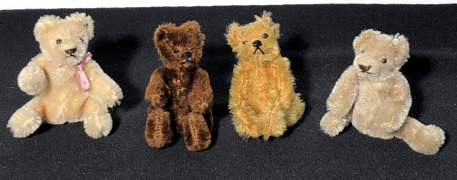 MINIATURE STEIFF BEARS (4): Ear buttons; shoe button eyes; H-3"; normal-heavy wear; G-VG