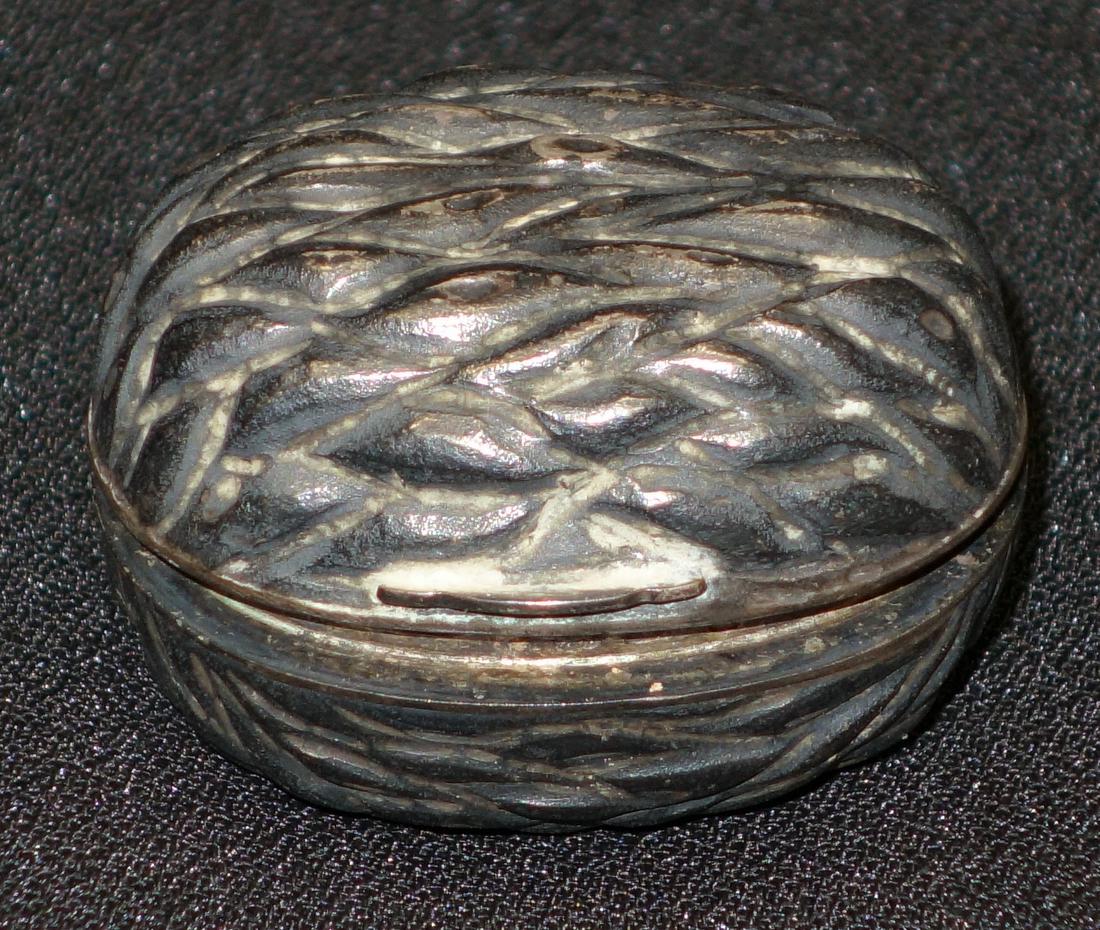 WALNUT NUTMEG GRATER (1 of 7)