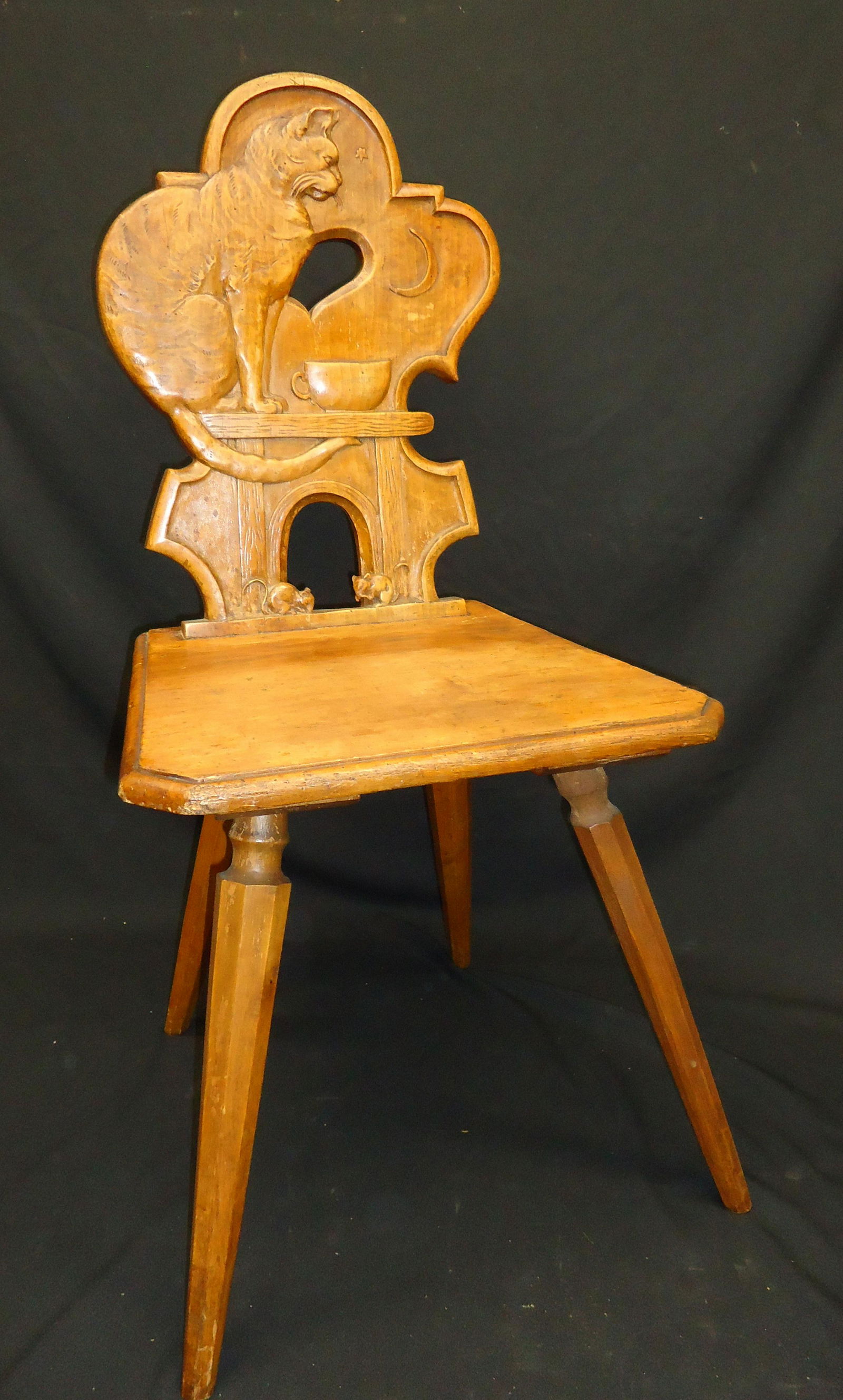 CARVED WOOD CAT CHAIR (1 of 1)