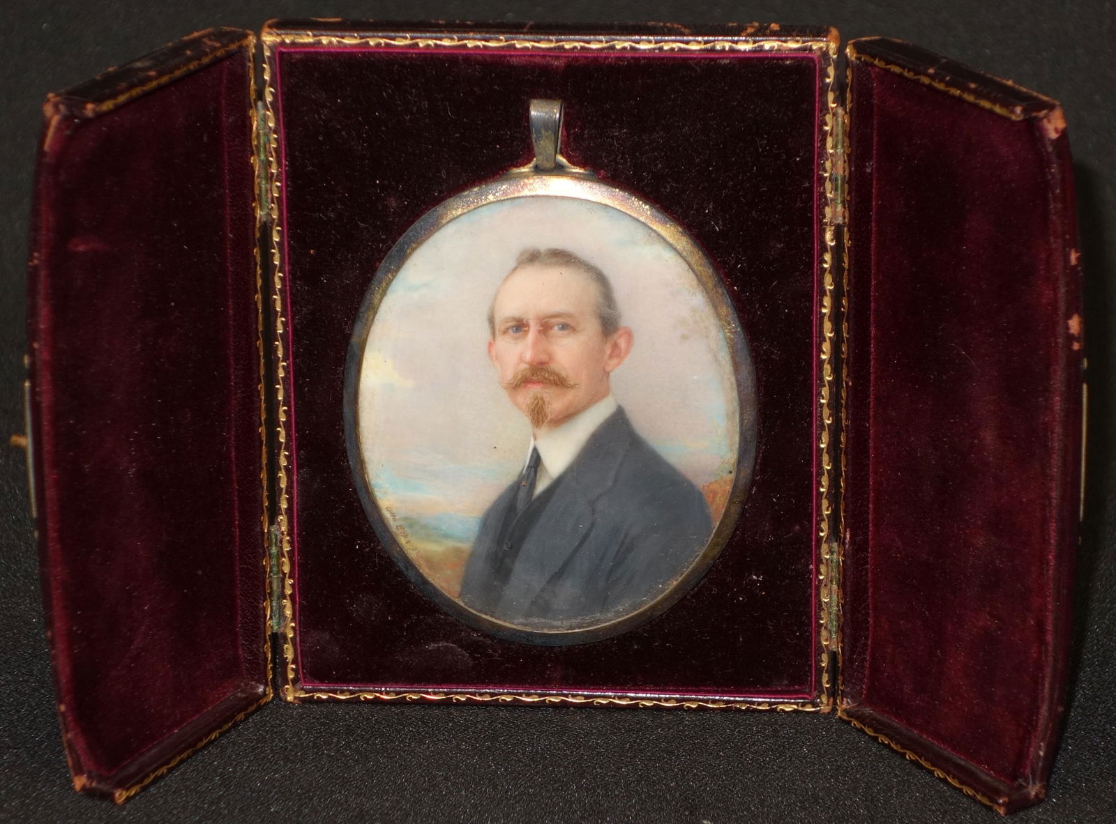 OTTO ECKHART MINIATURE PORTRAIT (1 of 2)