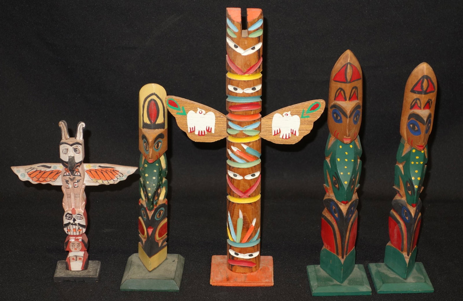 TOTEMS (5): Painted wood. 7.5"-12" VG-G
