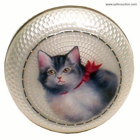KITTEN ENAMELED SILVER BOX: KITTEN ENAMELED SILVER BOX - Finely enameled kitten with bow, marked 925 S&Co.; round pill box; not hinged; vermeil interior; enameled sides; Dia.-1/2", VG-EX