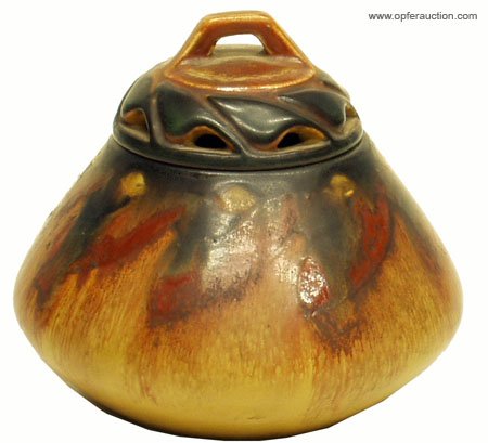 ROOKWOOD POTPOURRI JAR: ROOKWOOD POTPOURRI JAR - 1920 C.S.T. #2337; Charles Todd, H-4 1/2", G-VG
