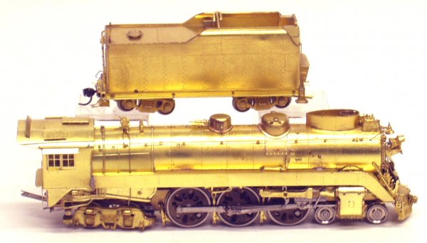 HO BRASS WABASH ENGINE & TENDER: HO BRASS WABASH ENGINE & TENDER - Hallmark Models; Korea; 4-6-4 class P1; original box; L-12", EX-NM