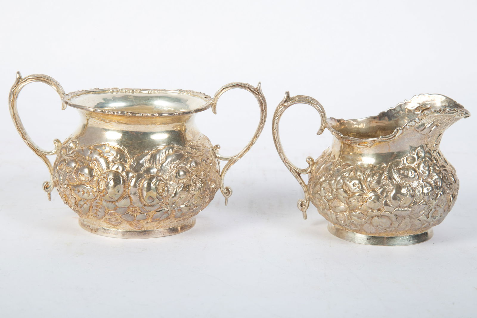 STERLING REPOUSSE CREAMER & SUGAR (1 of 4)