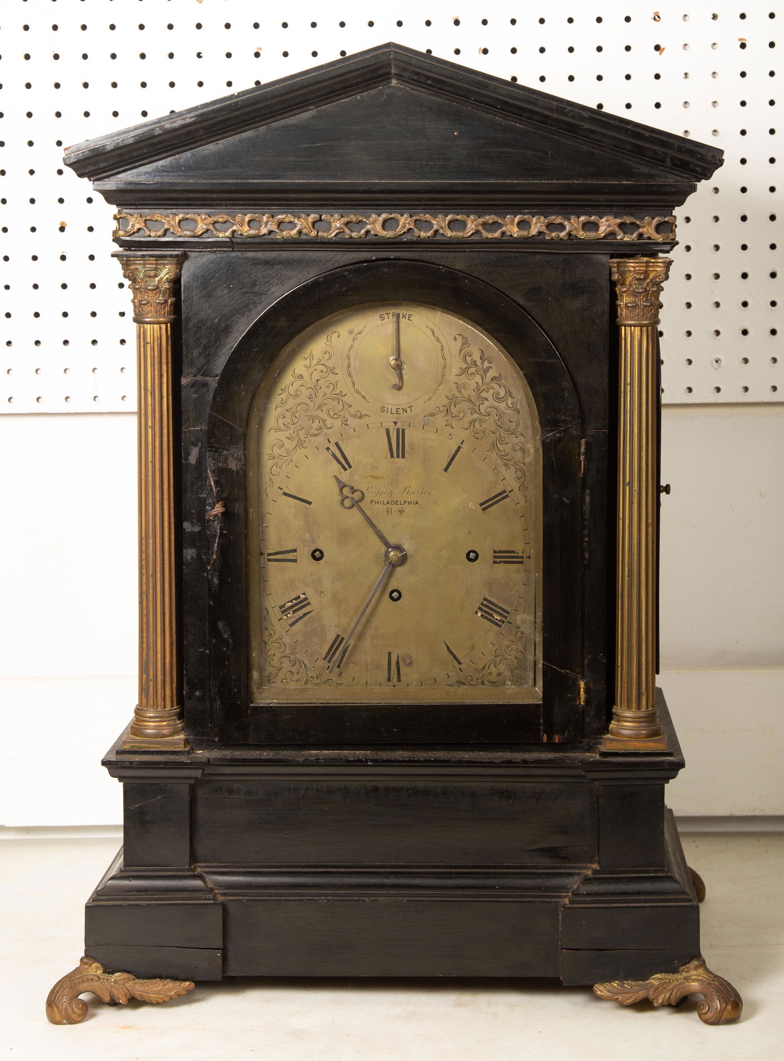 RIGGS AND BROTHER MANTLE CLOCK (1 of 14)