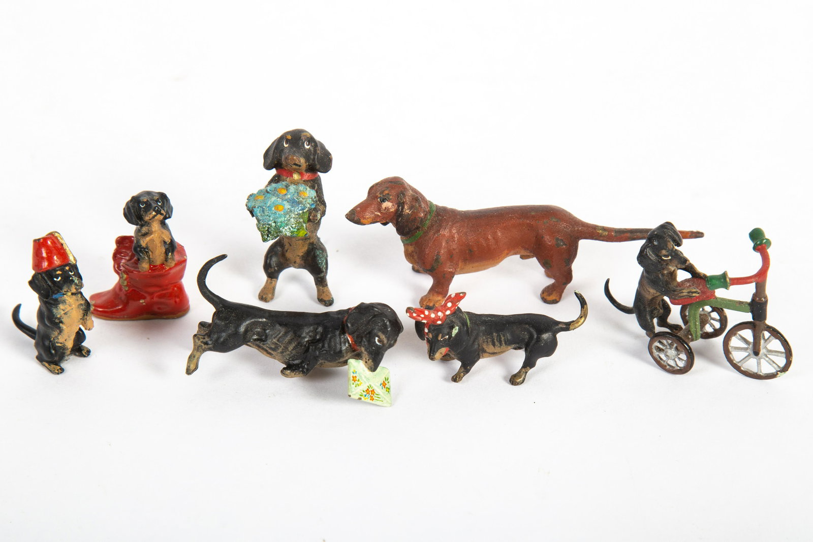 AUSTRIAN BRONZE DACHSCHUNDS (7) (1 of 4)