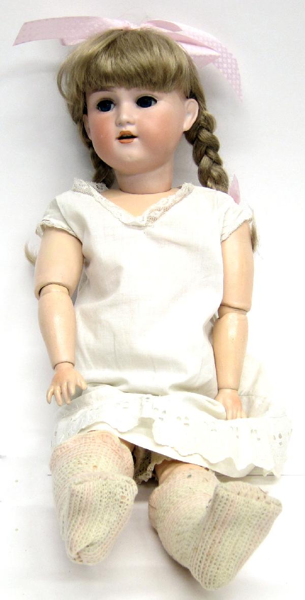GERMAN BISQUE DOLL: G. B., jointed body, glass sleep eyes; H-23", G-VG