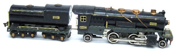 LIONEL ENGINE & TENDER #260E: Normal wear; missing flags and screw in tender; L-20", VG