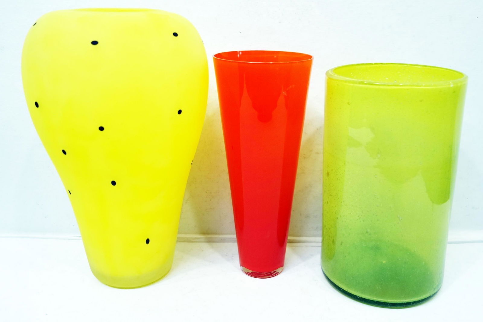 CRAFT MADE ART GLASS VASES (3) (1 of 3)