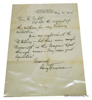 213 PRESIDENTIAL POLITICAL AUTOGRAPHED CORRESPONDENCE: Mostly letters to Gib Crckett thanking him for purchasing his political cartoons, includes: Last Queen of Hawaii, Gerald Ford, John O'Neil, George Shultz, John O'Connor, Carl Albert, Richard Nixon, De