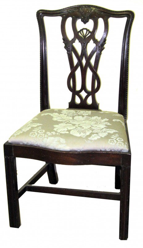 ANTIQUE CHIPPENDALE SIDE CHAIR: Carved mahogany with carved pierced splat; finely carved, H-36", W-22", G-VG