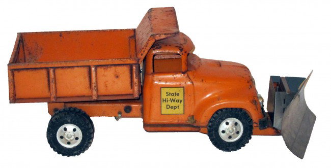 TONKA STATE HI-WAY DEPT. with SNOW PLOW: Painted pressed steel; scratches, nicks and rust; missing one light; L-14 1/2", F