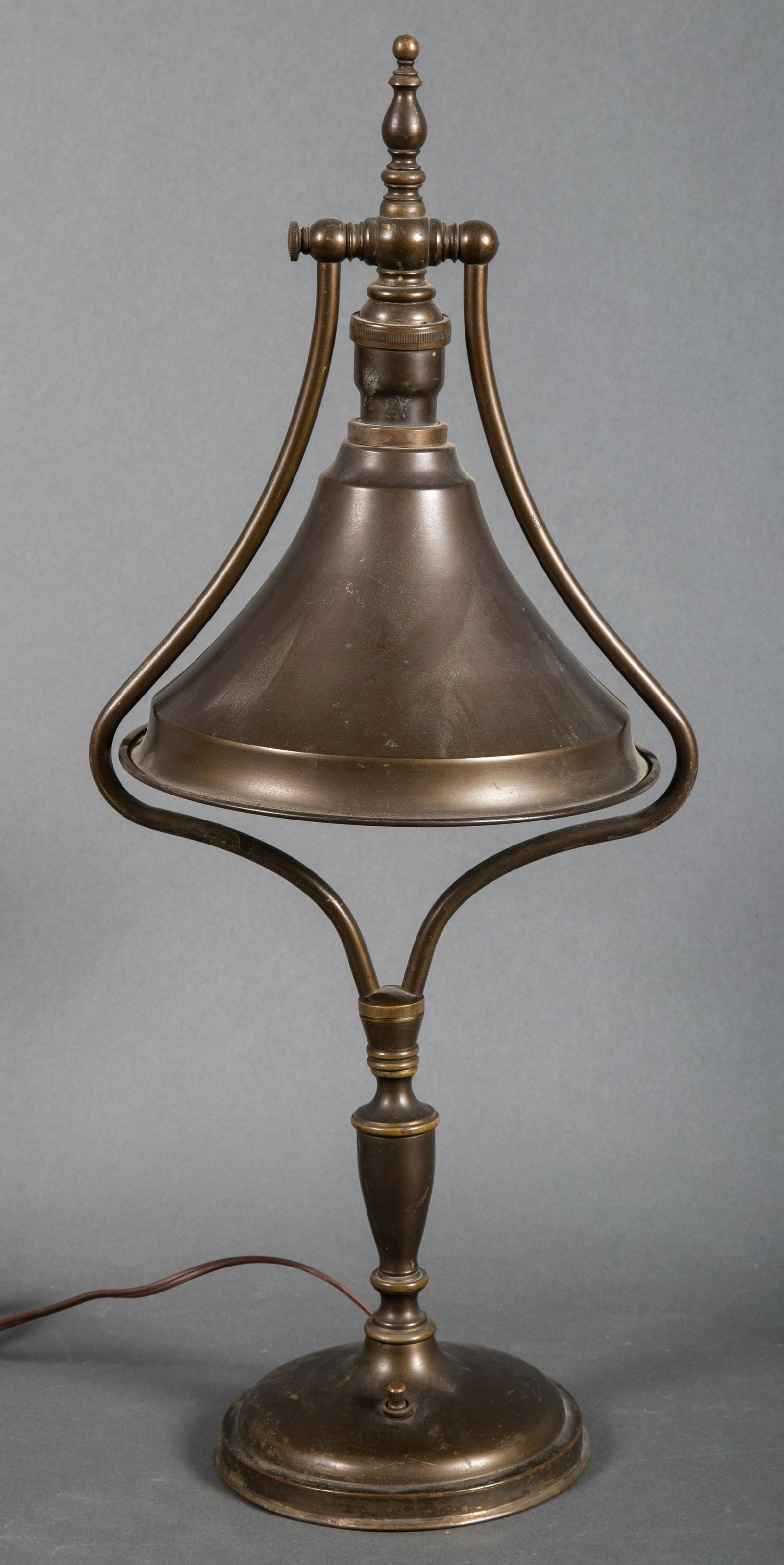 Bryant Industrial Age Swivel Type Desk Lamp (1 of 8)