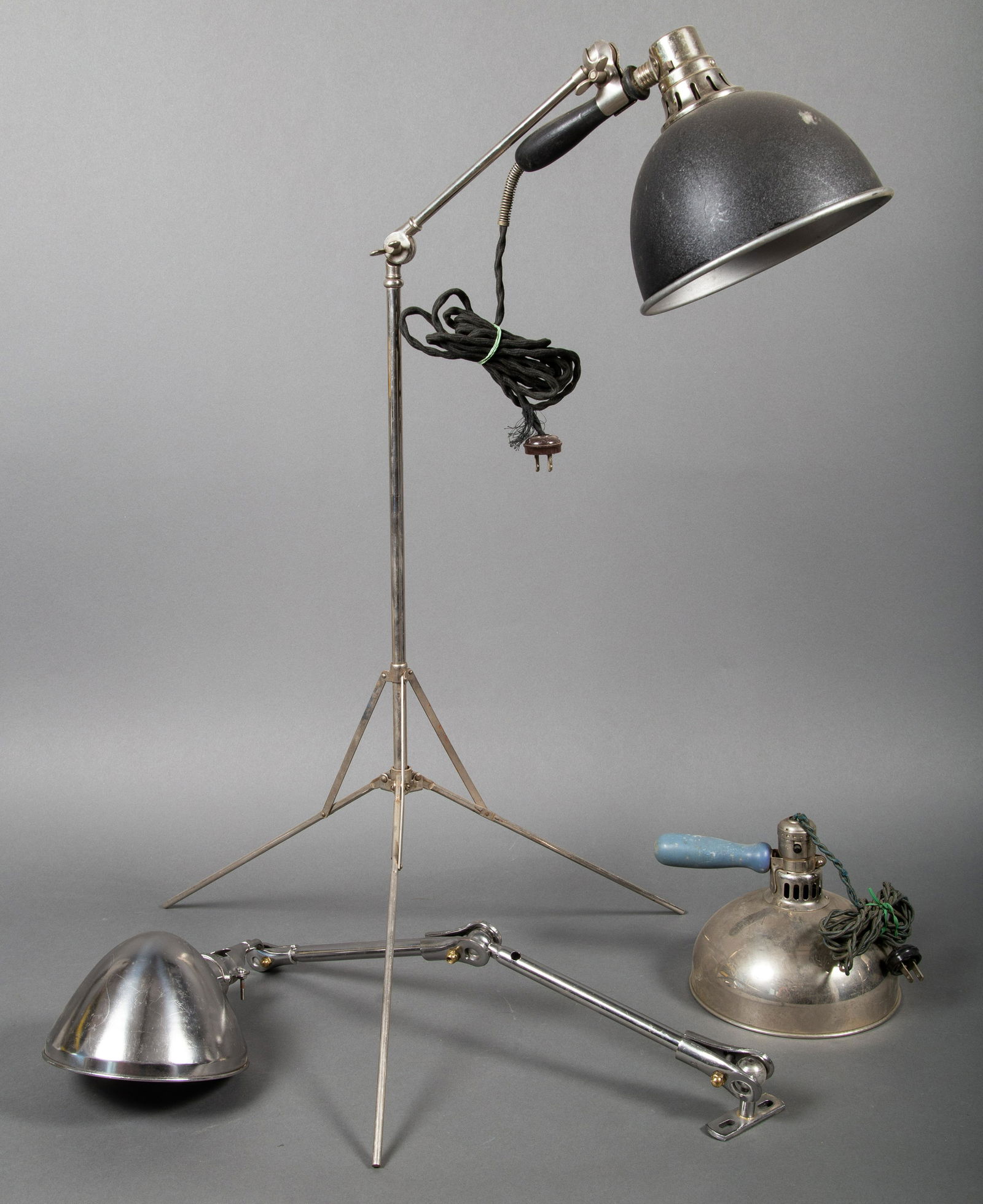 Vintage Industrial Work Light w Tripod & Spot Light & Bench Task Lamp (1 of 11)