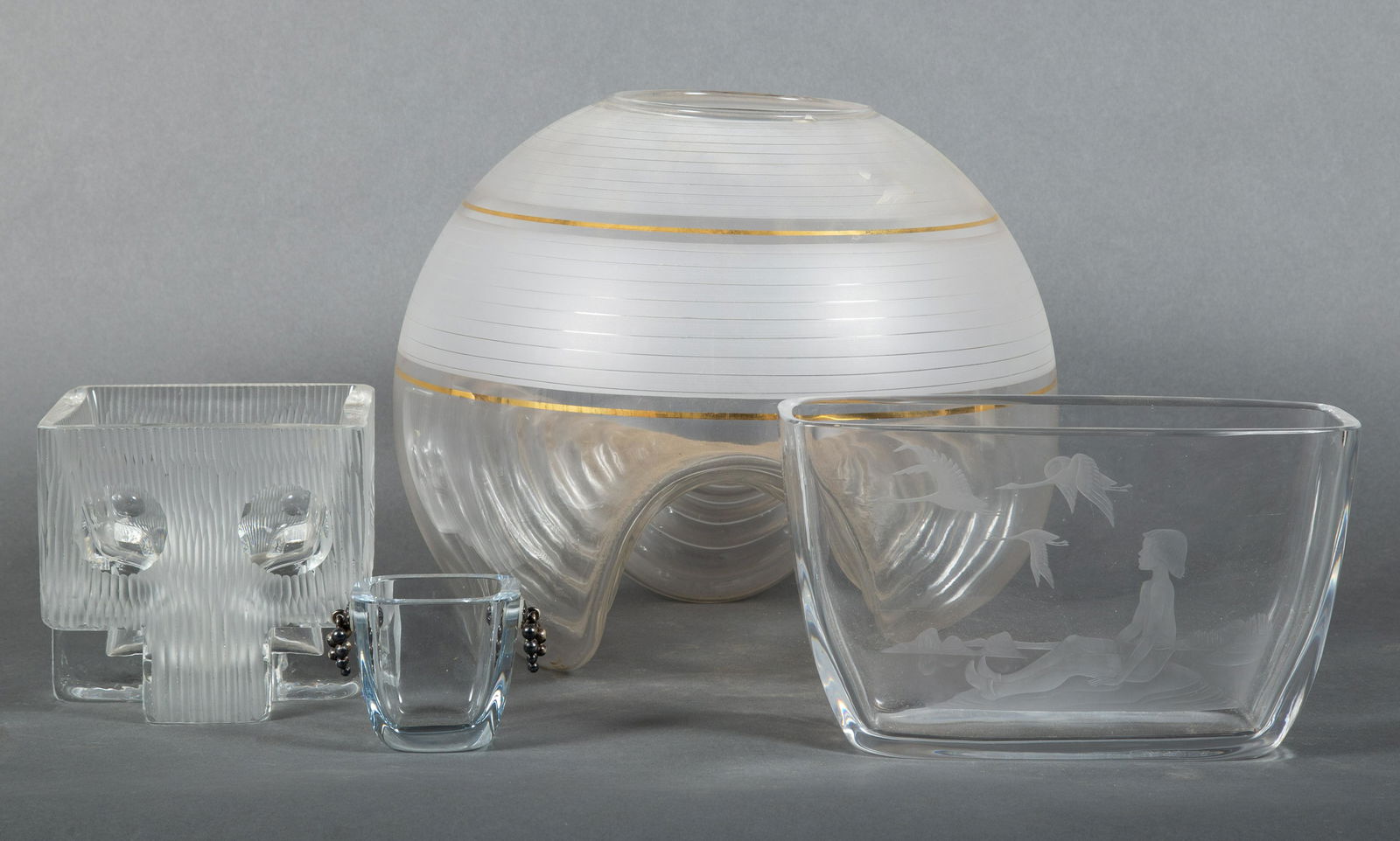 Group of MCM Mid Century Modern Glass Vases (1 of 11)