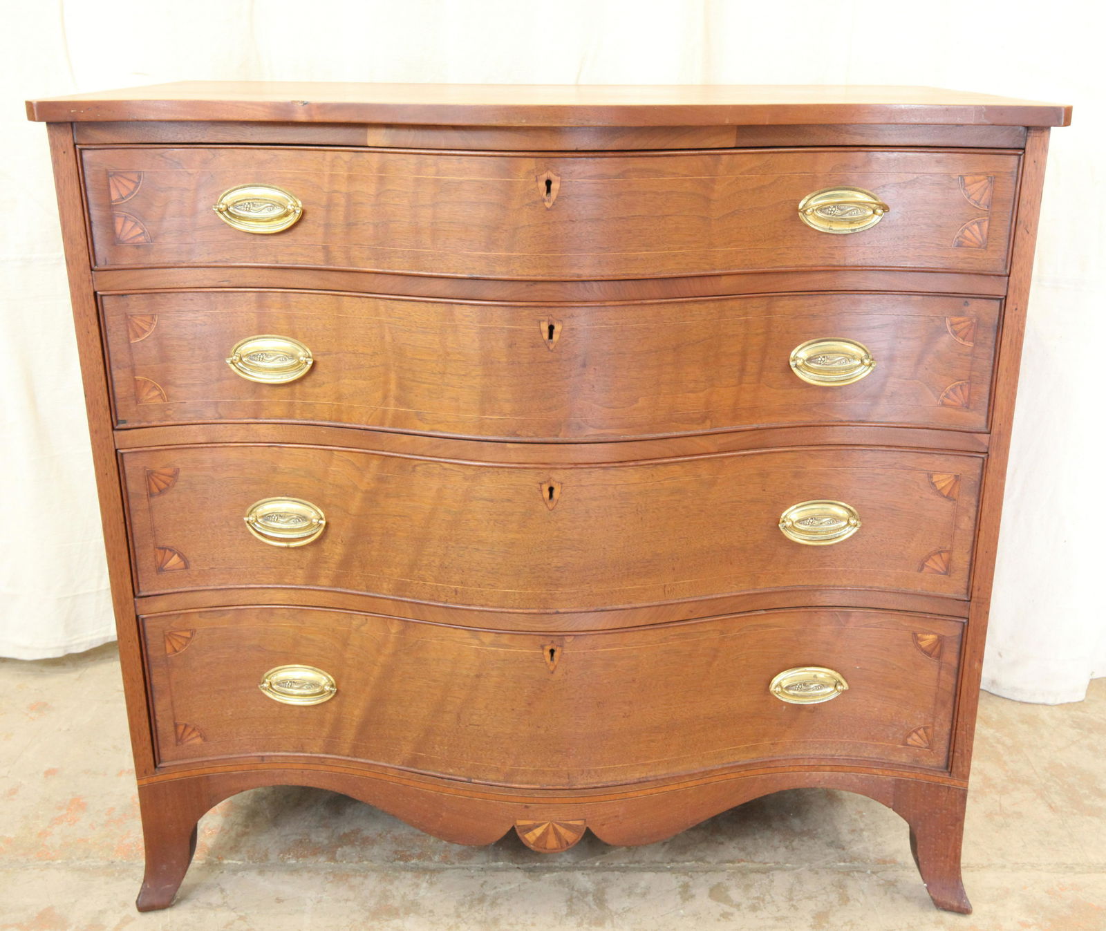 HEPPLEWHITE CHEST OF DRAWERS (1 of 5)