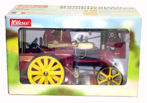WILESCO STEAM ROLLER TRACTION ENGINE: D409, Germany, in original box; painted metal; H-8", L-12", NM