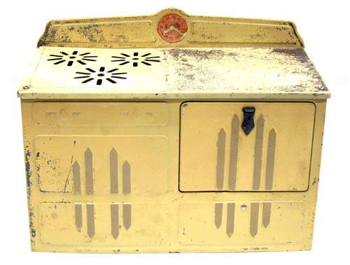 EMPIRE CHILD'S STOVE: U.S.A., electric; painted metal; some scratches and paint loss; H-8", L-11", F