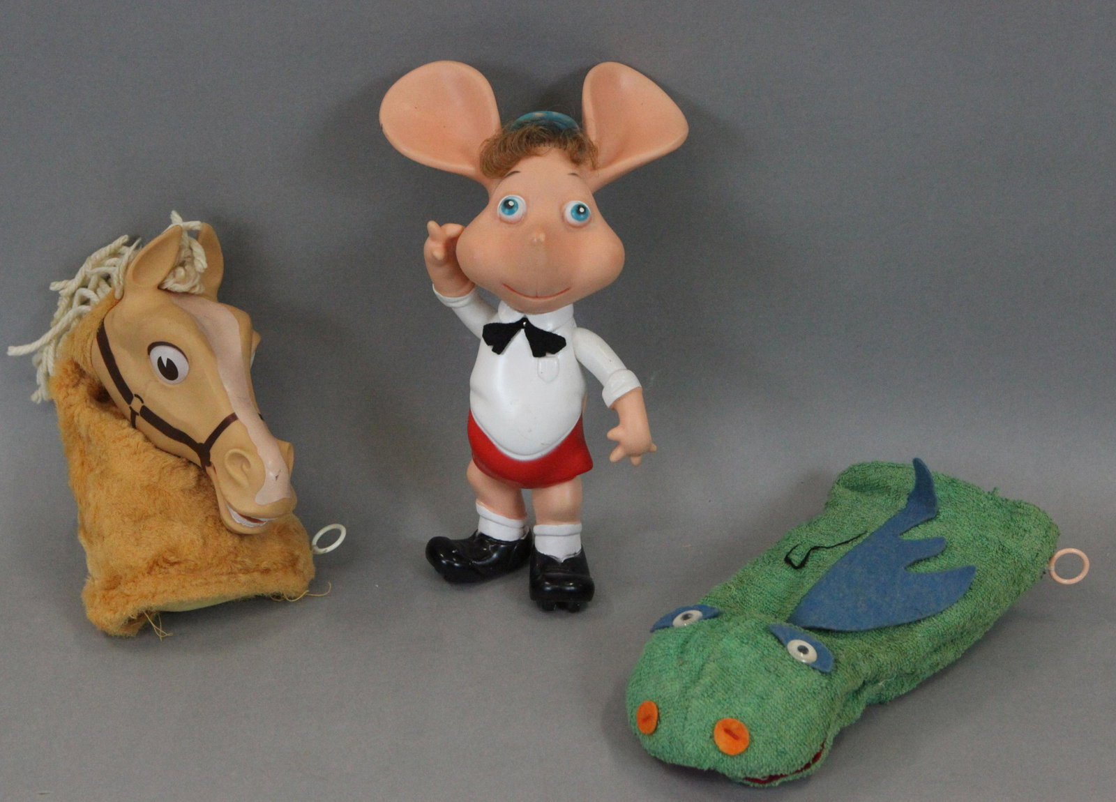 TOPO GIGIO & PUPPETS (3) PCS.: Plastic and cloth, (1) Topo Gigio 1963 Maria Perego, (1) Cecil puppet, talks with pull string, (1) Mr. Ed puppet, talks with pull string; wear; F-G