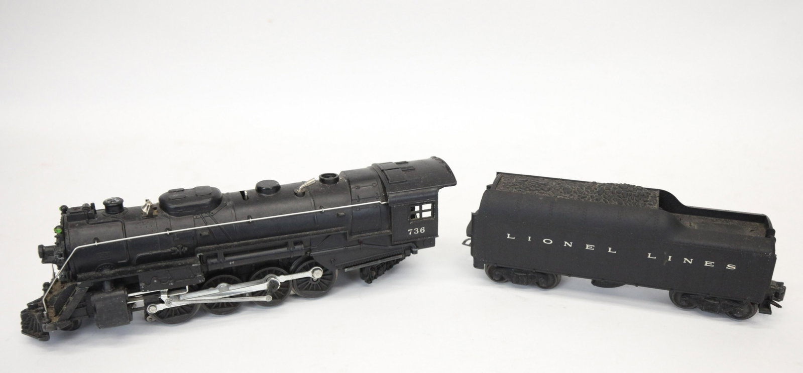 LIONEL ENGINE & TENDER: Cast metal, #736 engine in corrugated box and 2046 tender in litho box, untested, engine L-12", G-VG