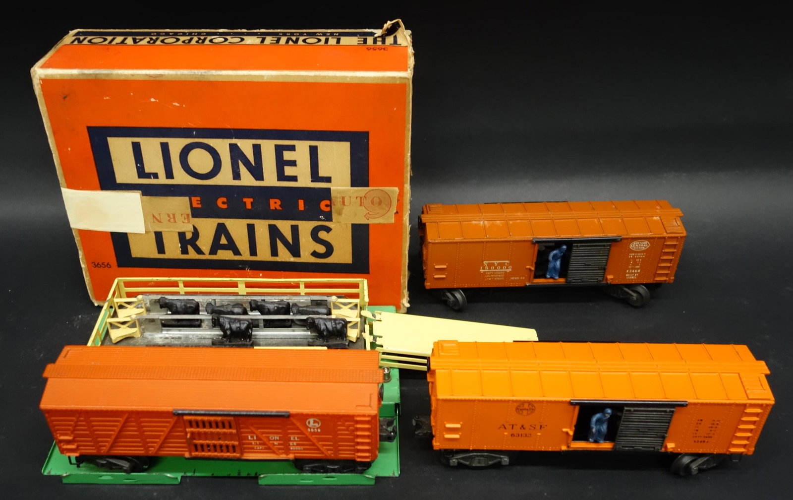LIONEL STOCKYARD NO. 3656 (4): Three cars, untested, (2) boxes; normal wear; L-8", G-VG