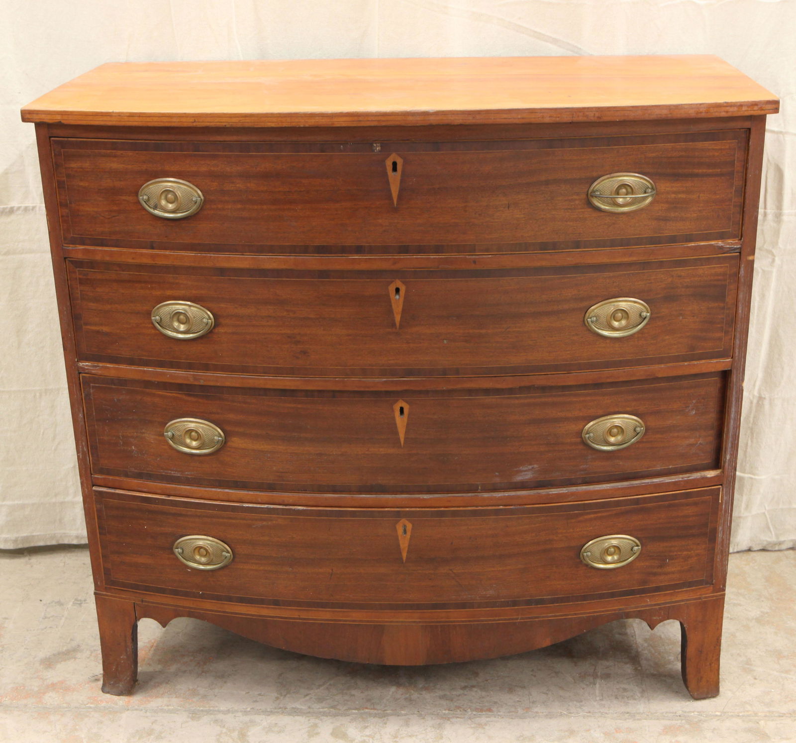 HEPPLEWHITE CHEST (1 of 4)