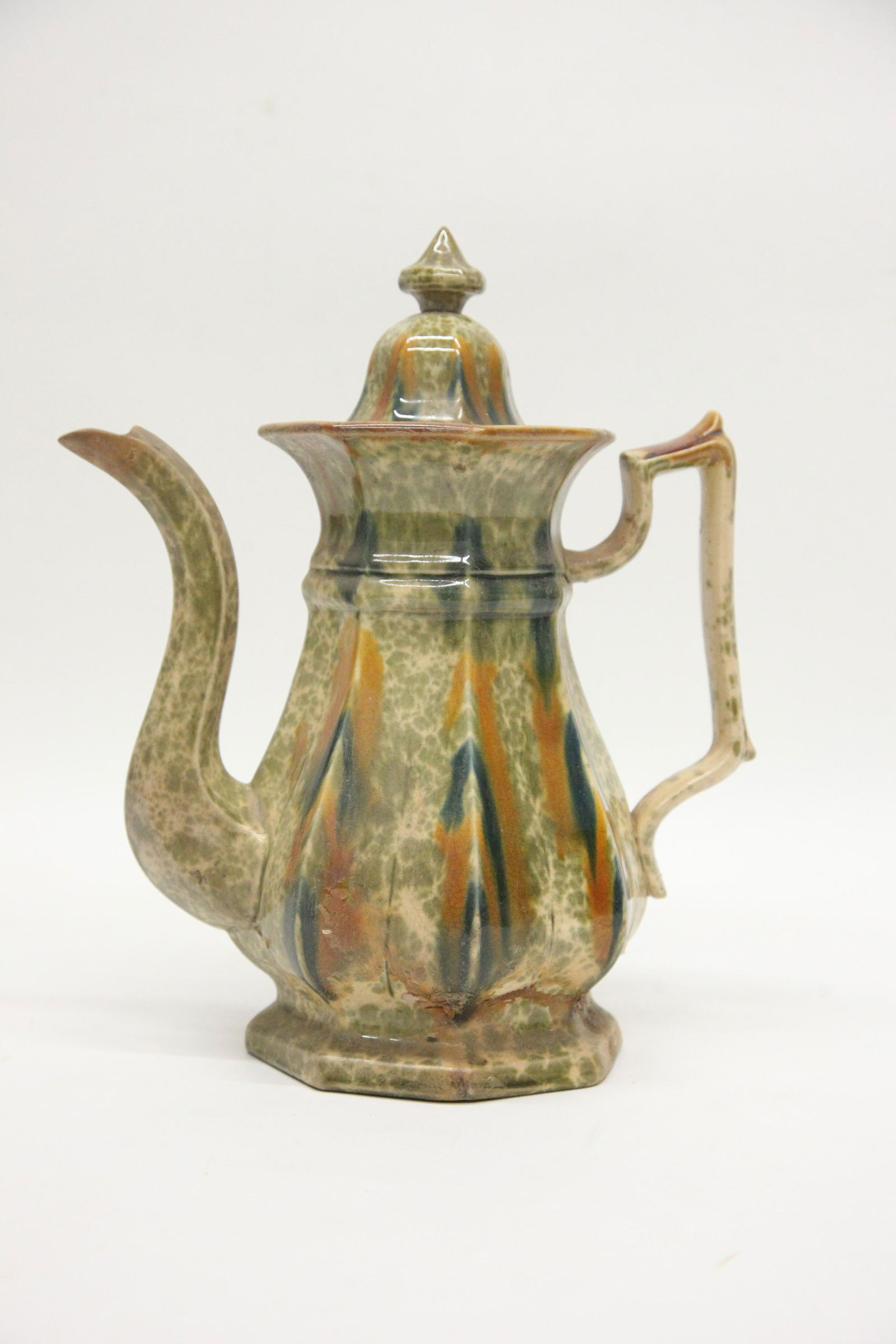 BENNINGTON COFFEE POT (1 of 8)
