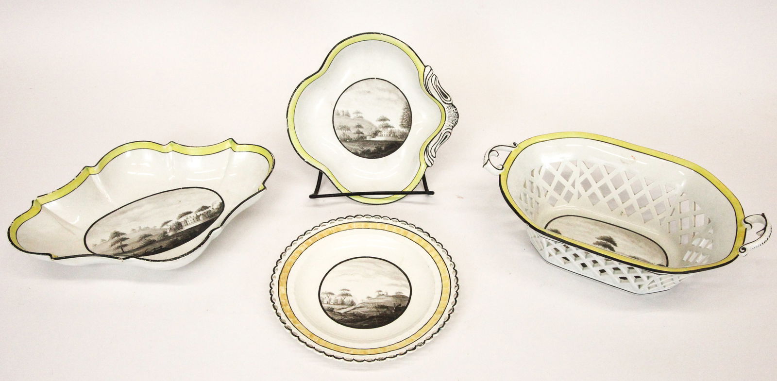 DESSERT SERVICE (20+/-) (1 of 4)