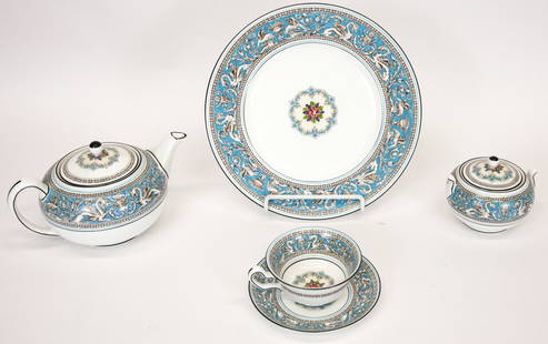 WEDGWOOD FLORENTINE CHINA (46) PCS.: Partial service: (8) 10 1/2" plates, (8) 8" plates, (3) piece tea service, (2) 10" oval vegetable dishes, (1) 15" oval platter, (8) cups and saucers, (8) 7" plates; normal wear; G-VG