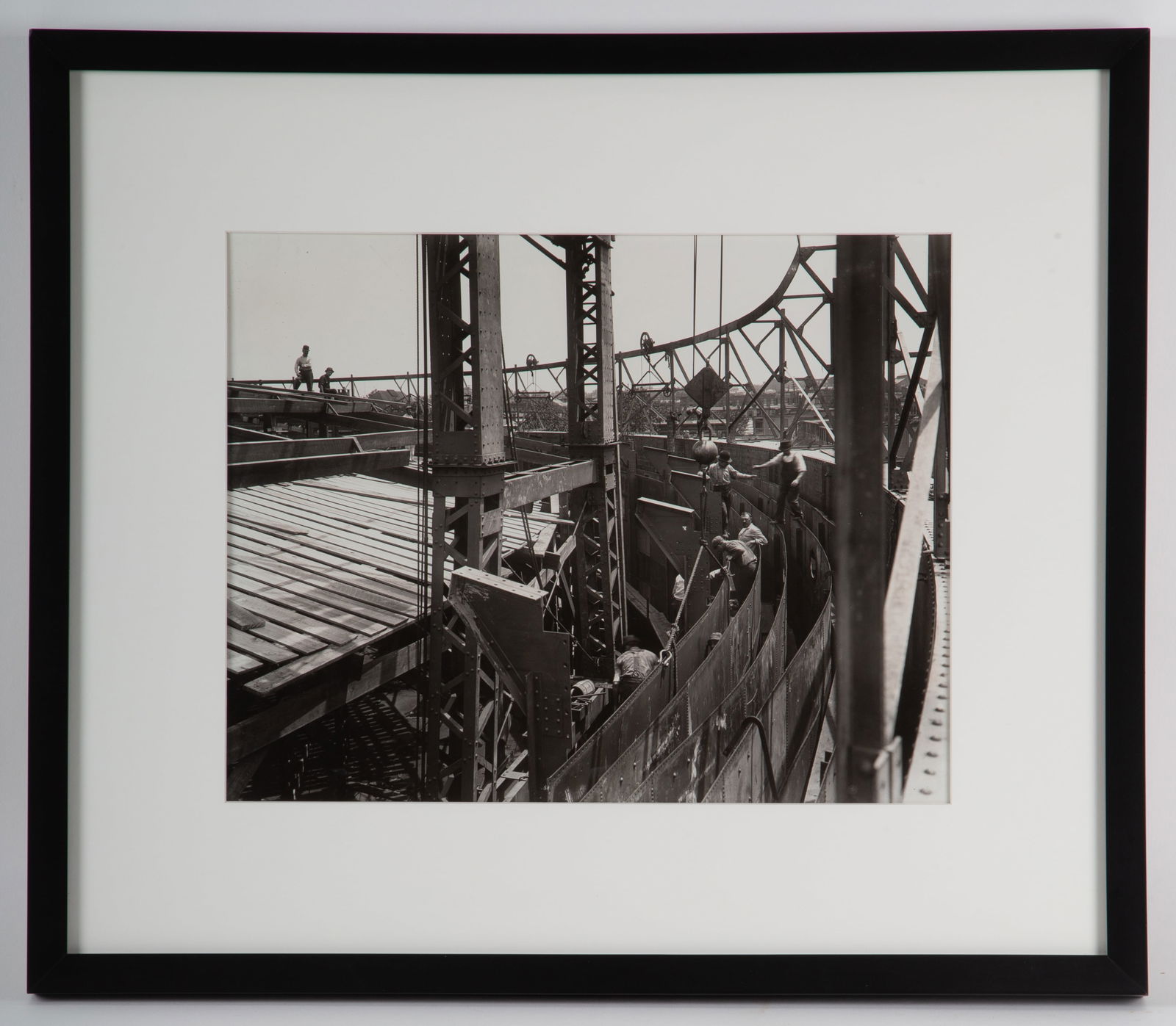 VINTAGE INDUSTRIAL PHOTOGRAPH (1 of 3)