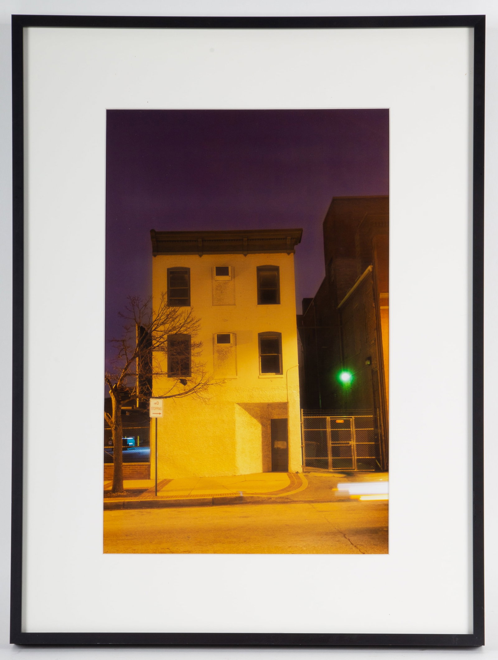 STREET SCENE COLOR PHOTOGRAPH (1 of 2)