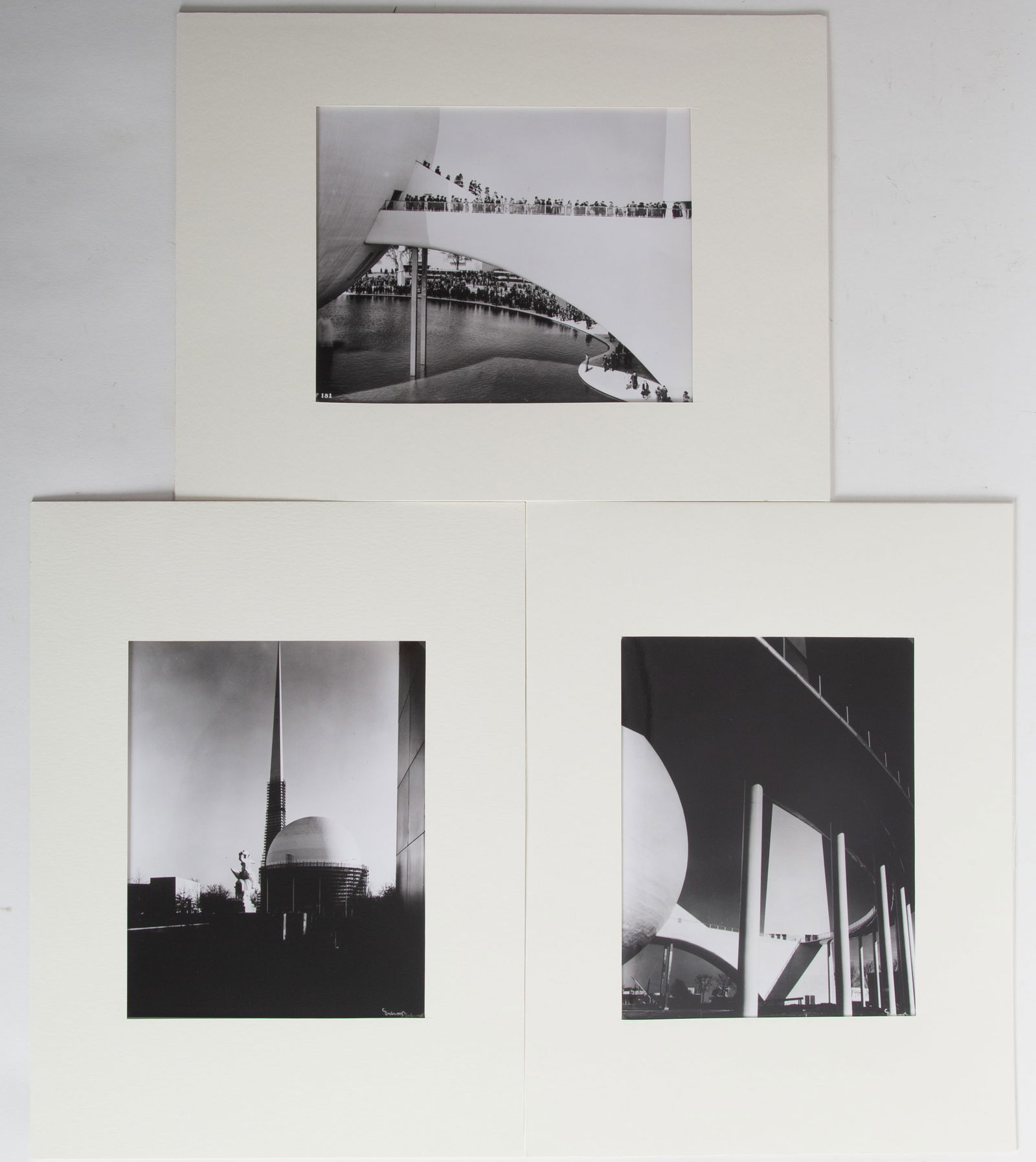 BLACK & WHITE PRESS PHOTOGRAPHS ’39 WORLD’S FAIR (1 of 5)