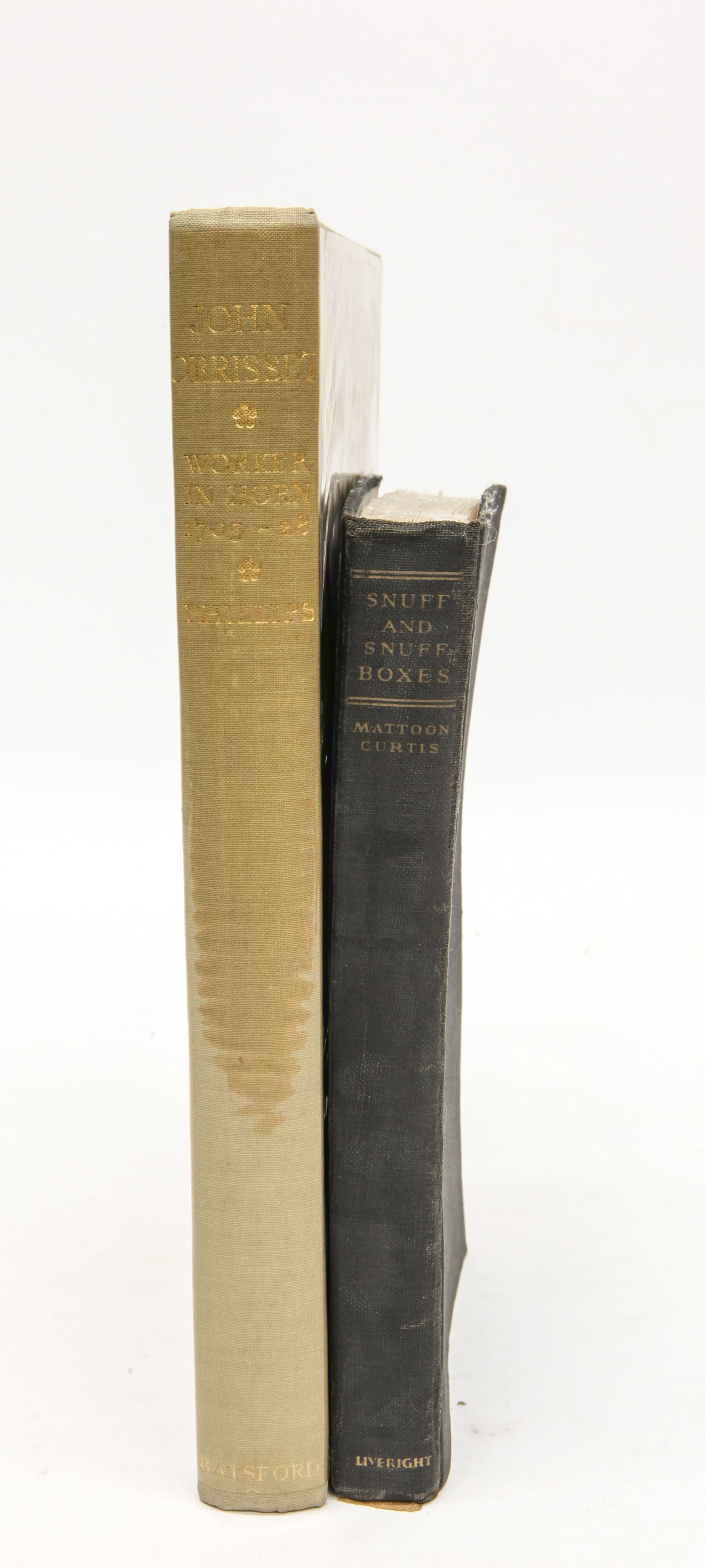 (2) HARDCOVER BOOKS:  SNUFF BOX RELATED (1 of 9)