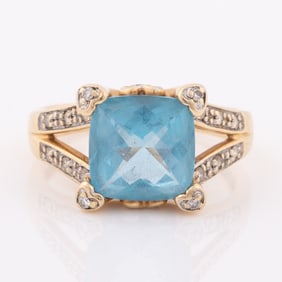 14KT GOLD DINNER RING